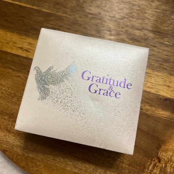 Gratitude & Grace Bracelet Angels Silver Tone - Picture 2 of 5